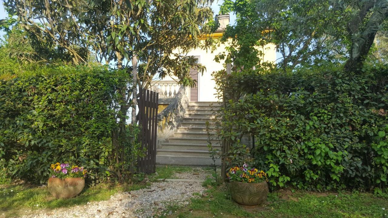 Casolare Al Dopolavoro Villa Lucca Exterior foto